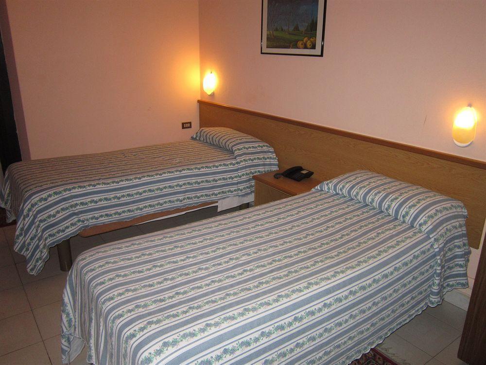 Hotel Europa Sesto San Giovanni Esterno foto