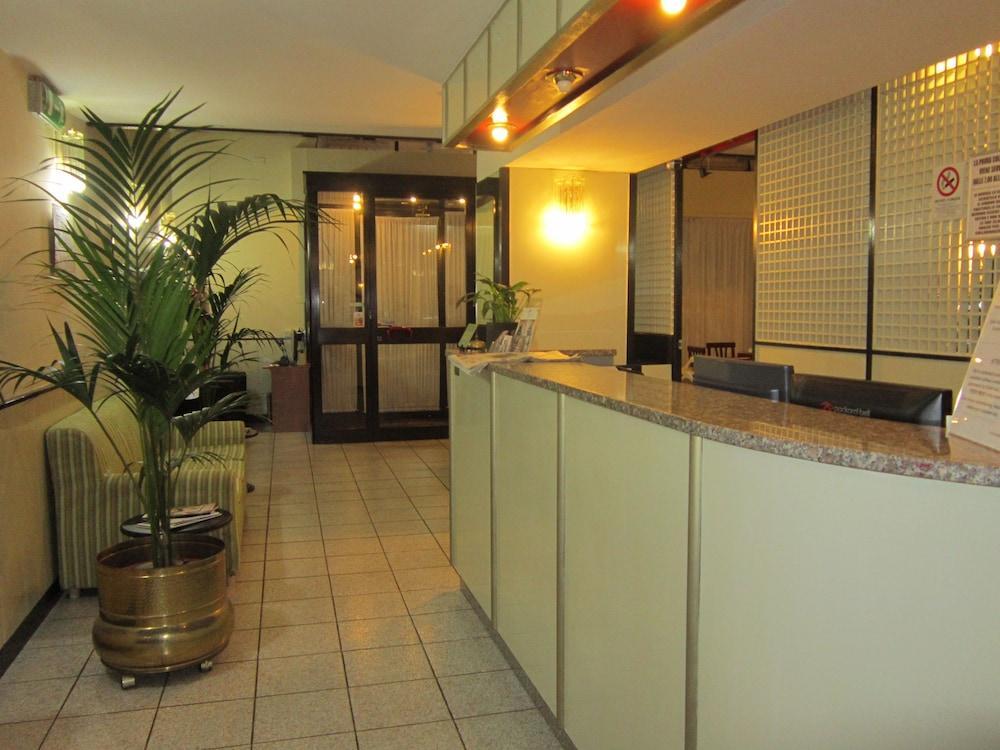 Hotel Europa Sesto San Giovanni Esterno foto